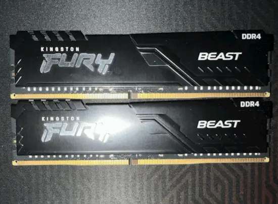 内存条价格崩上热搜！零售暴跌上游三星合约价却狂飙30% 拐点遥遥无期，本站独家解读